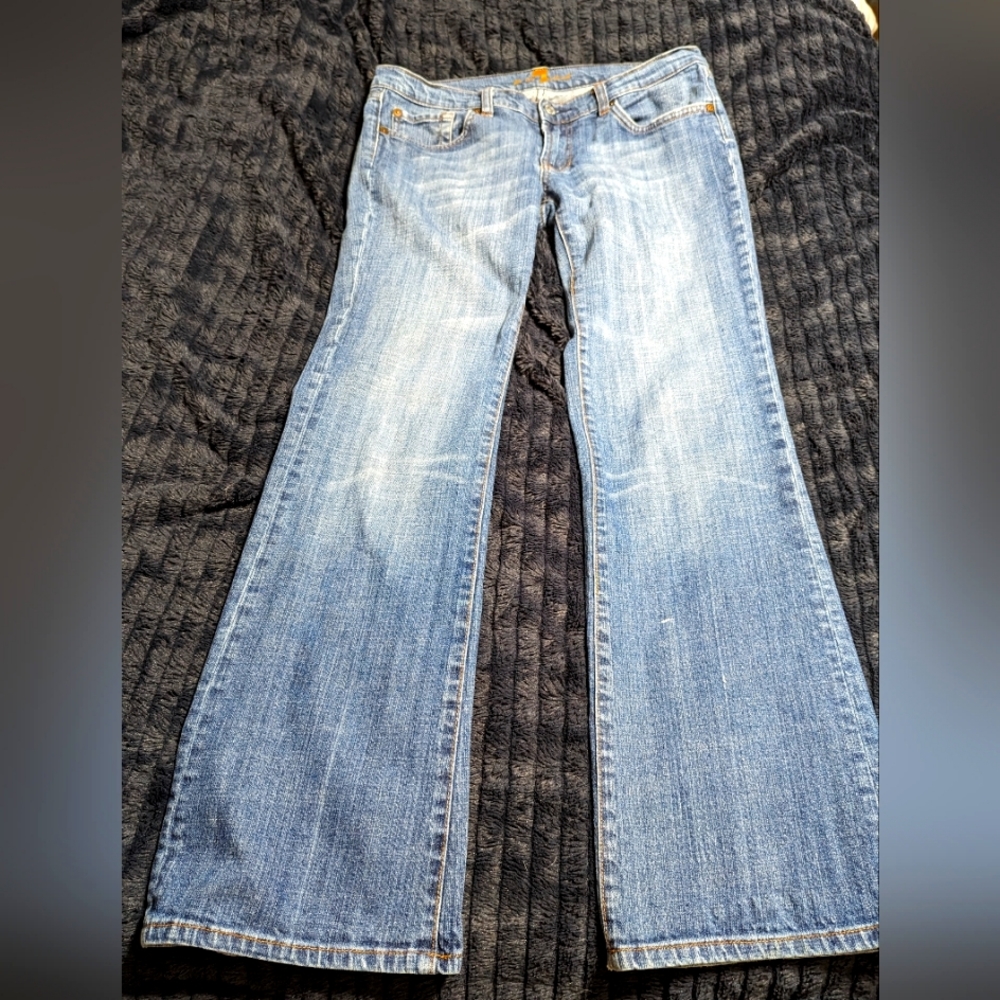 Boot cut 7 jeans size 31